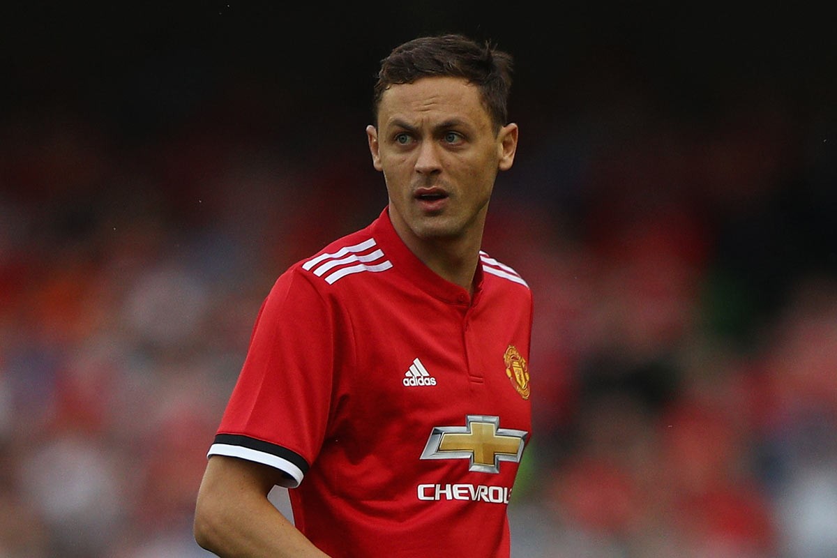 更是向球队 更是向球队